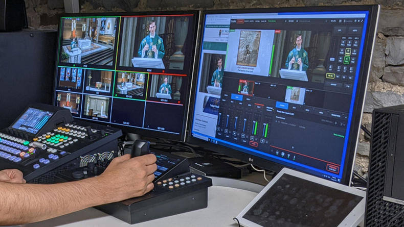 St-Michaels-Cathedral4-controler (1)