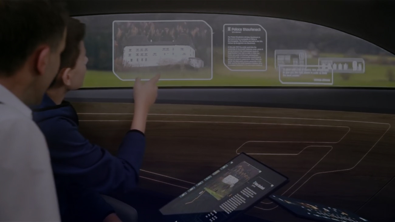 Digital window overlay in a connected vehicle