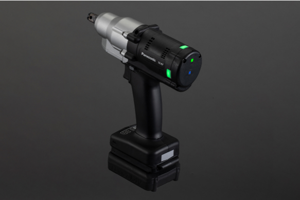 AccuPulse 4.0 Transducerized power tool on a dark background.