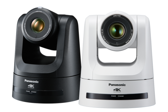 Deux caméras professionnelles Panasonic 4K en finitions en noir et blanc.