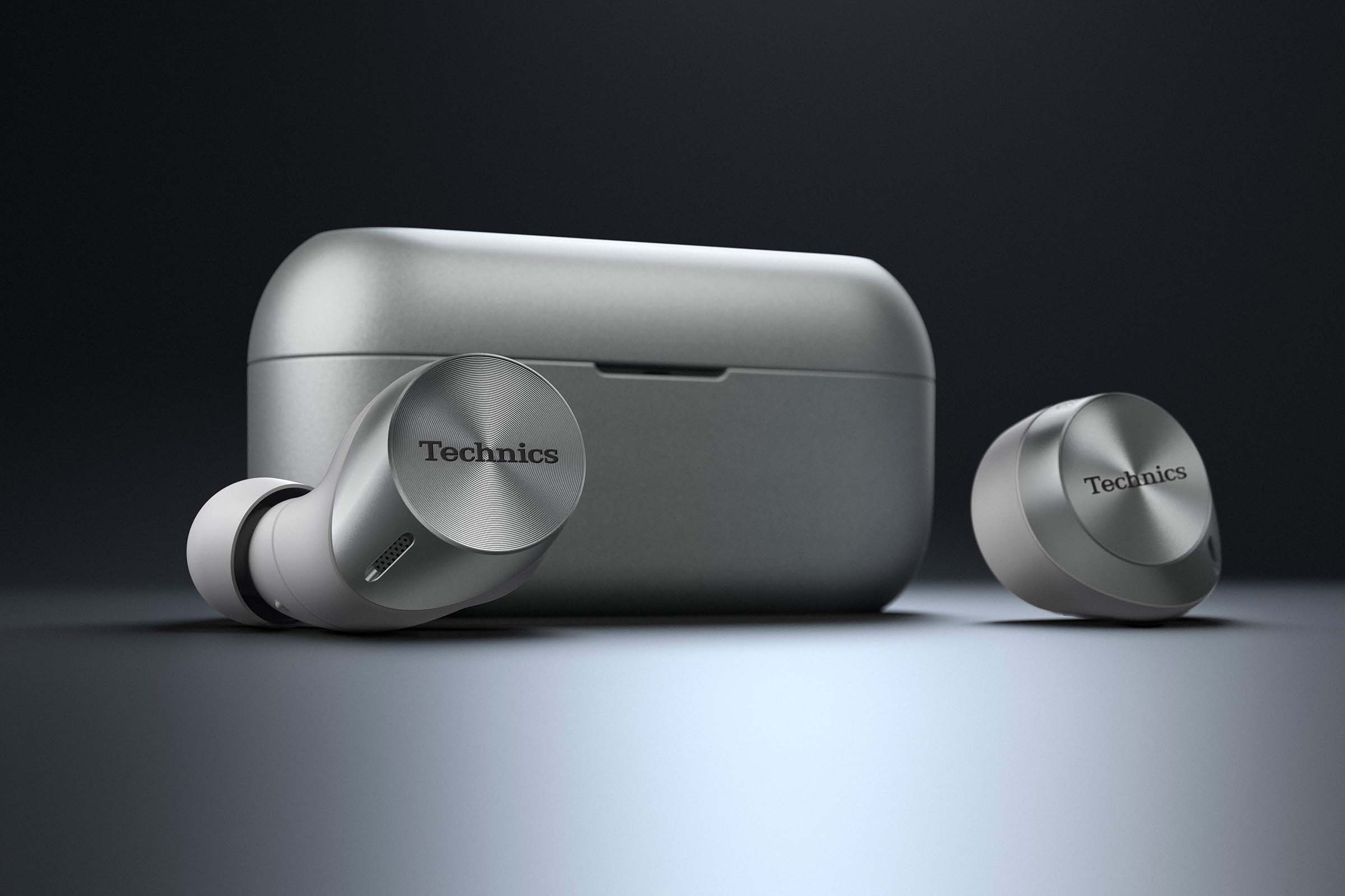 Never miss a beat with Technics' brand new and improved True